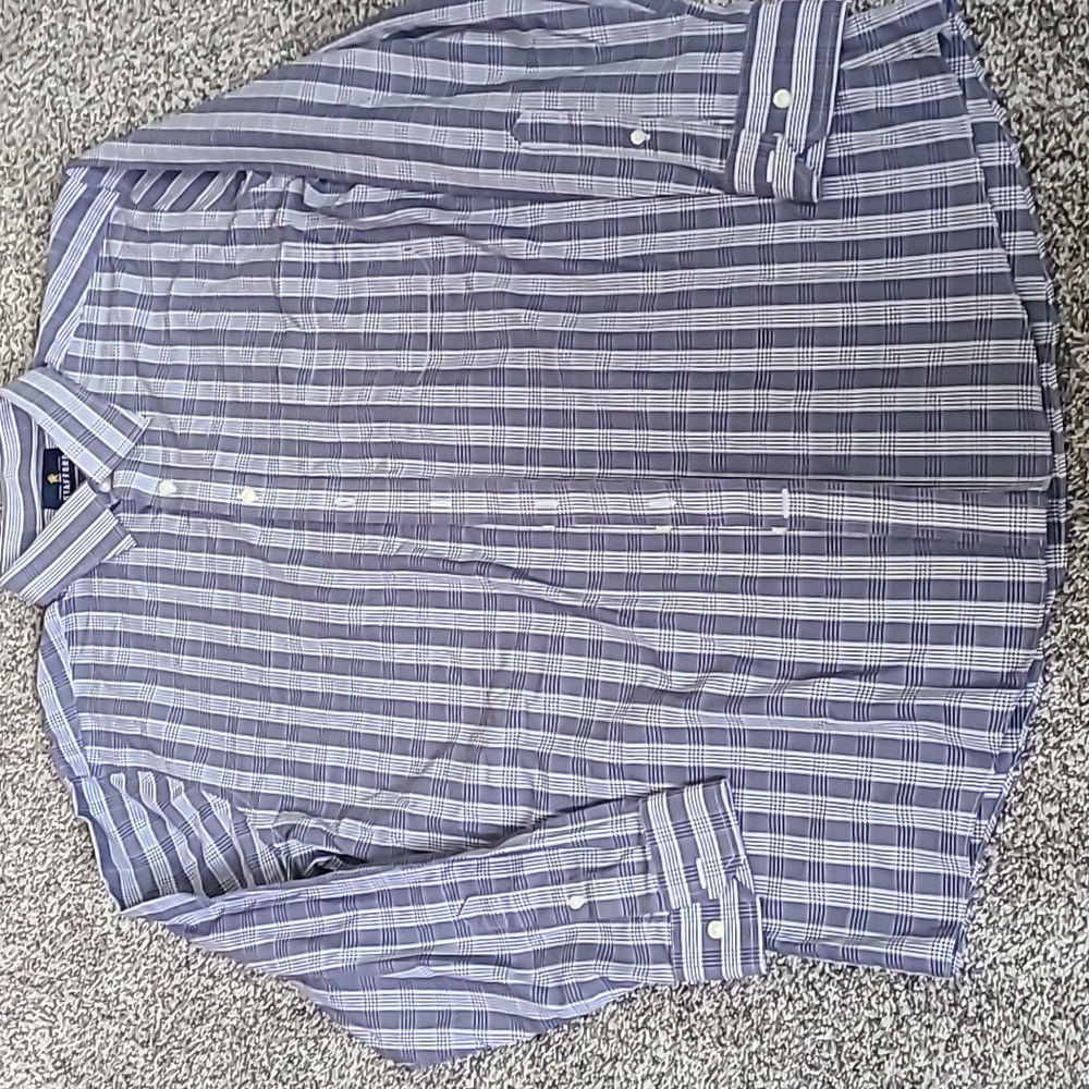 Men's dress shirt